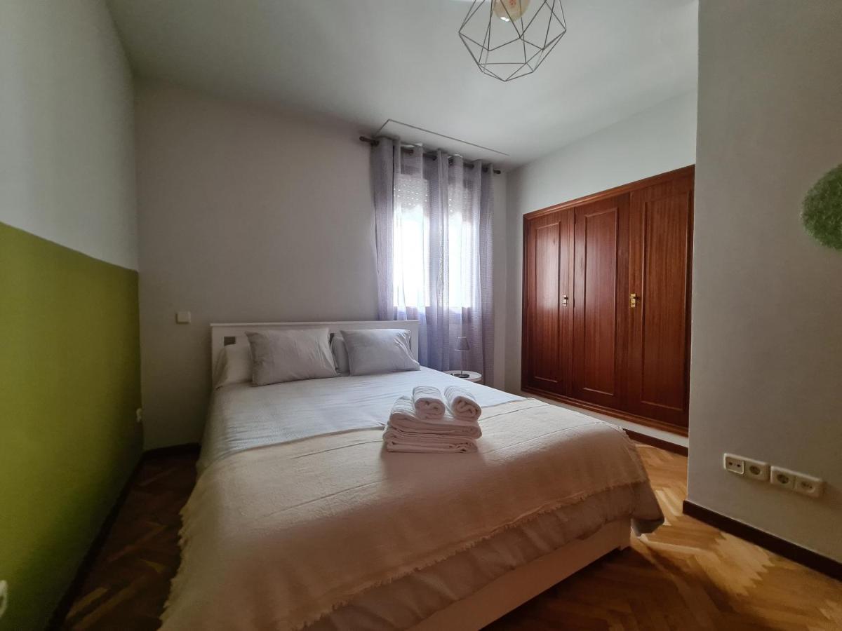 18 Torres Molino Apartman Zaragoza Kültér fotó